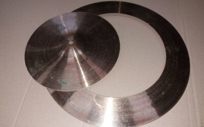 Découpe d’une cymbale